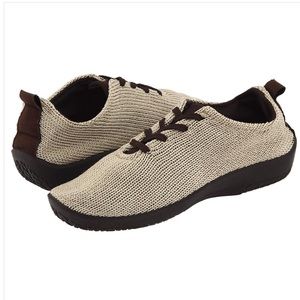 A’RCOPEDICO KNIT Shoe Sz 9 NWOT